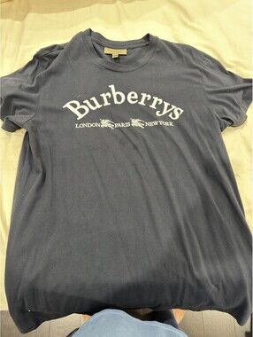 Burberry Navy Blue T Shirt Size Large Embroided